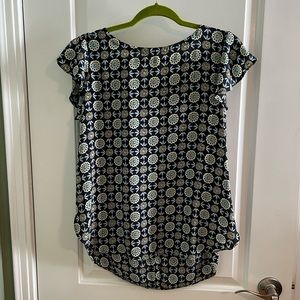 Small navy blue flutter top from Loft Outlet.